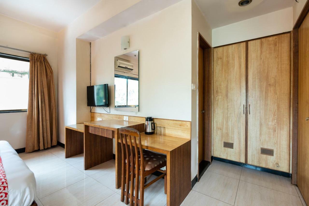 Oyo 44695 Hotel Mango Sawantwadi Exteriér fotografie