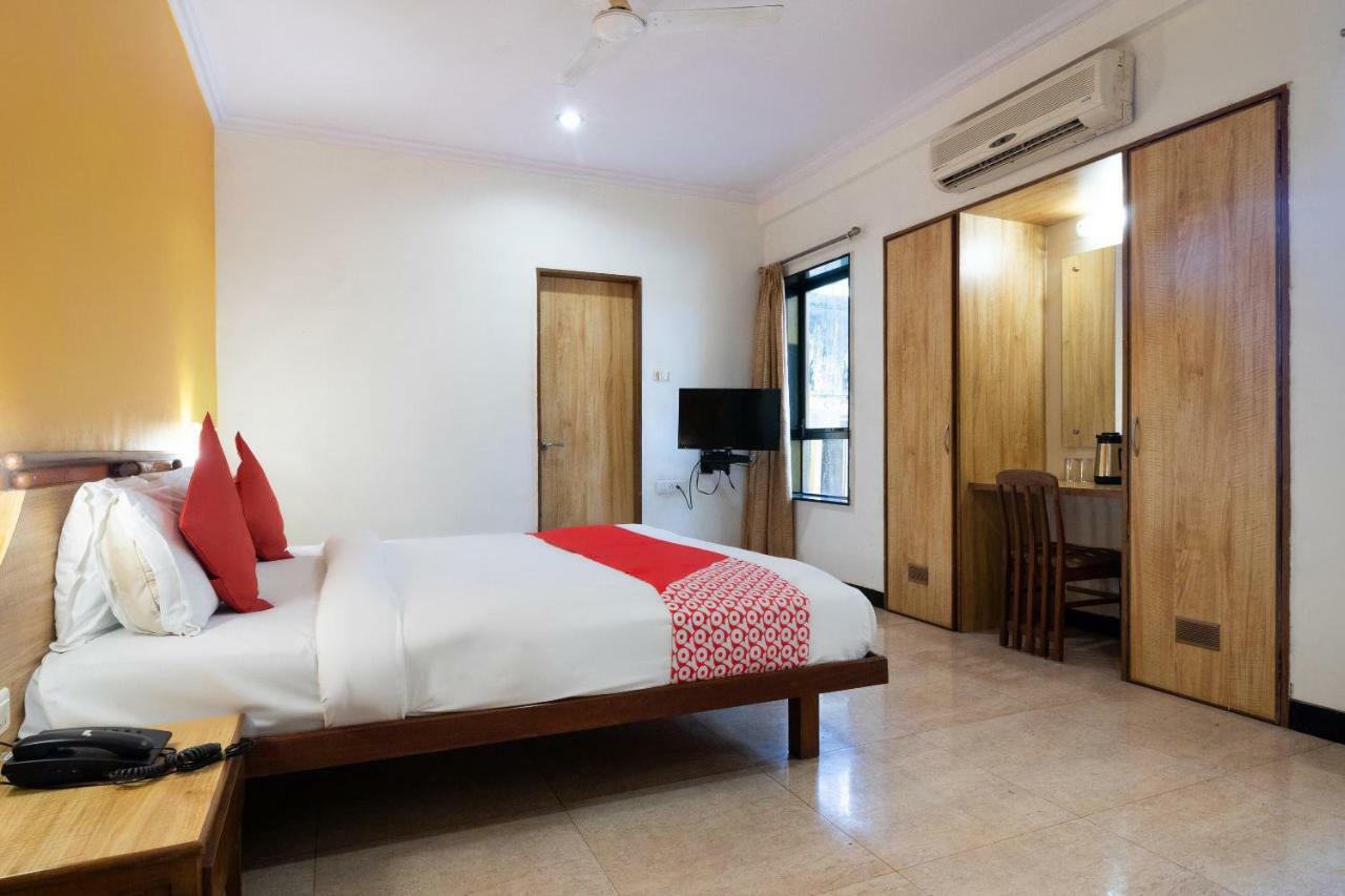 Oyo 44695 Hotel Mango Sawantwadi Exteriér fotografie