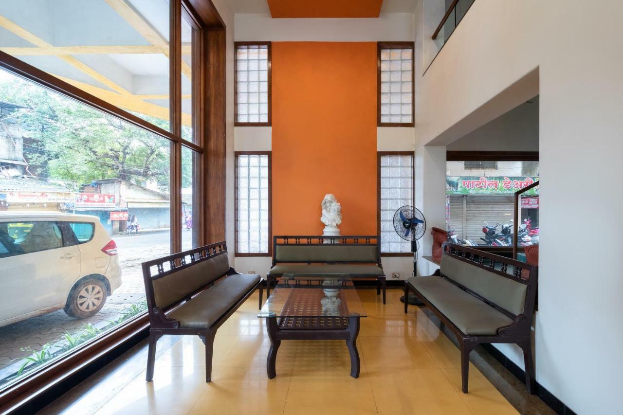 Oyo 44695 Hotel Mango Sawantwadi Exteriér fotografie